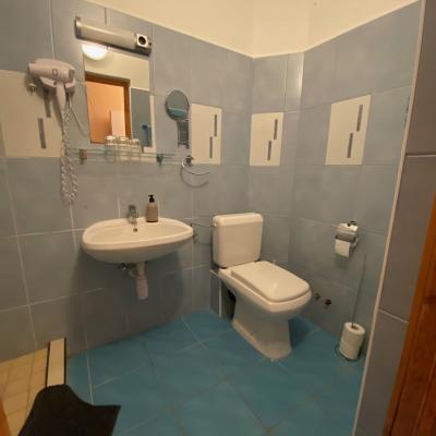 Verona Panzió - Vendéglő 9230